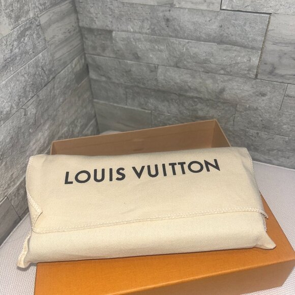 NWT Louis Vuitton Zippy Wllter Mahina Noir - Picture 5 of 6